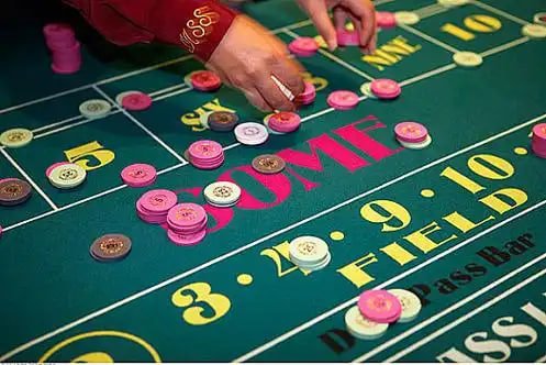 Live Roulette ဂိမ်း ဘီးနှင့် ဘောလုံးခေါင်းပုံ